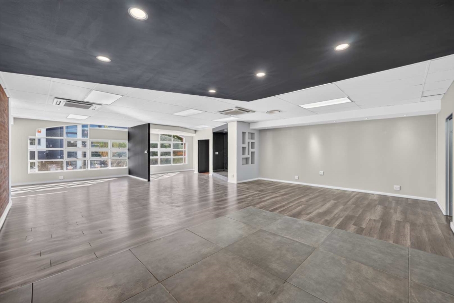 To Let Commercial Property for Rent in Gardens Western Cape